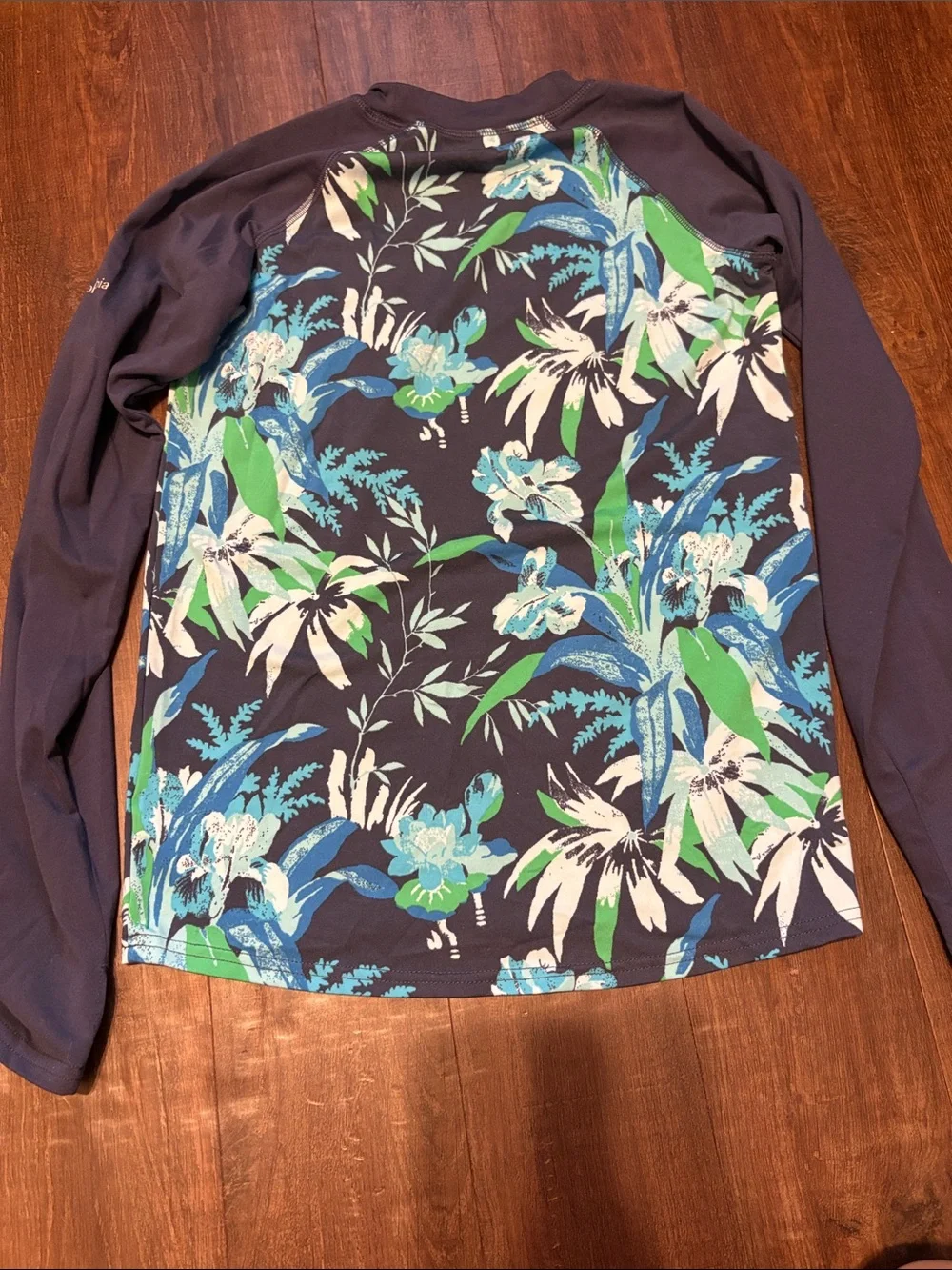 Columbia long sleeve